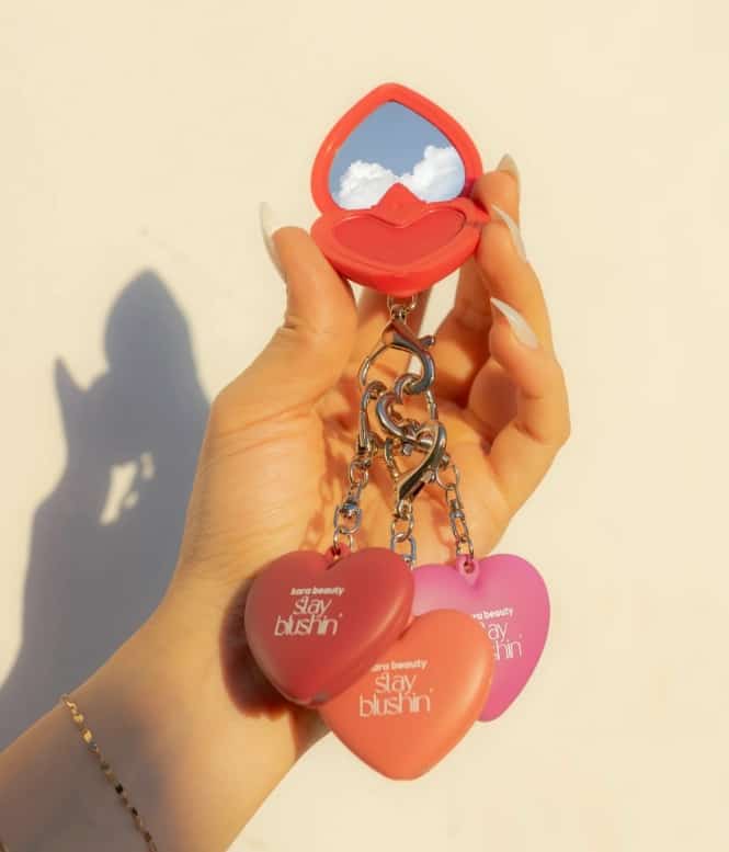KARA BEAUTY Glow on the Go! Blush Cream Keychain Set