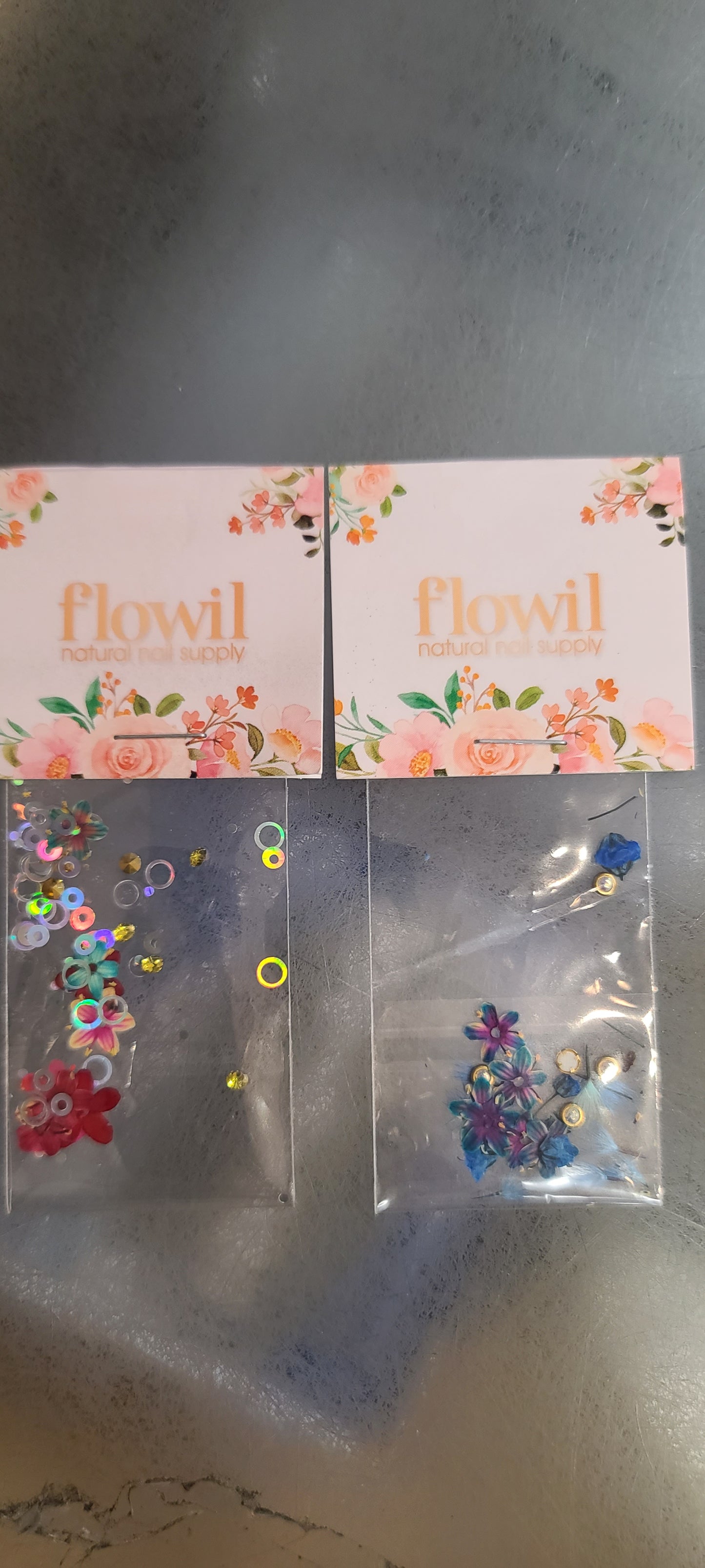 NAIL ART - DRY FLOWER