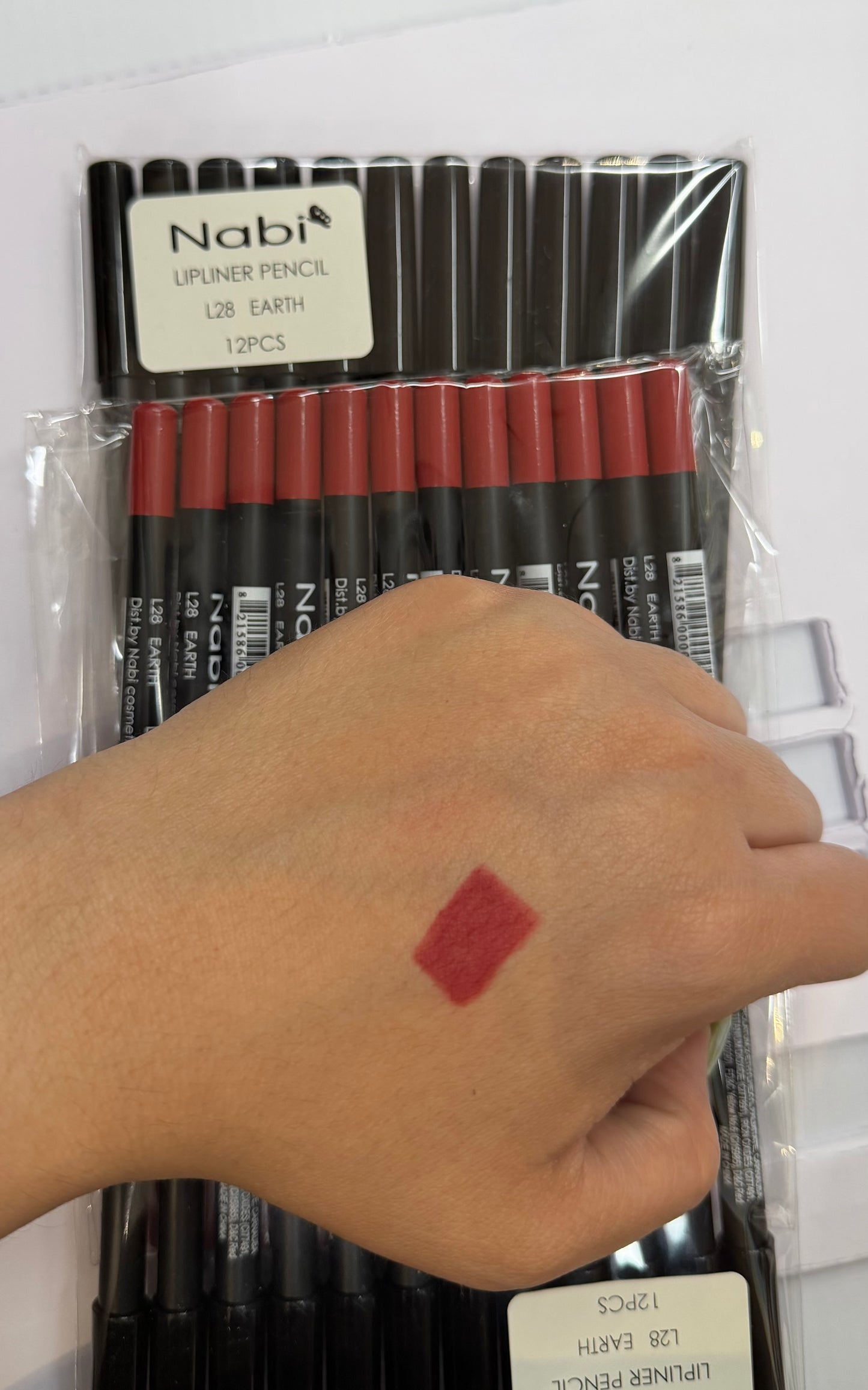 Lápiz delineador de labios NABI / Paquete de 12 unidades
