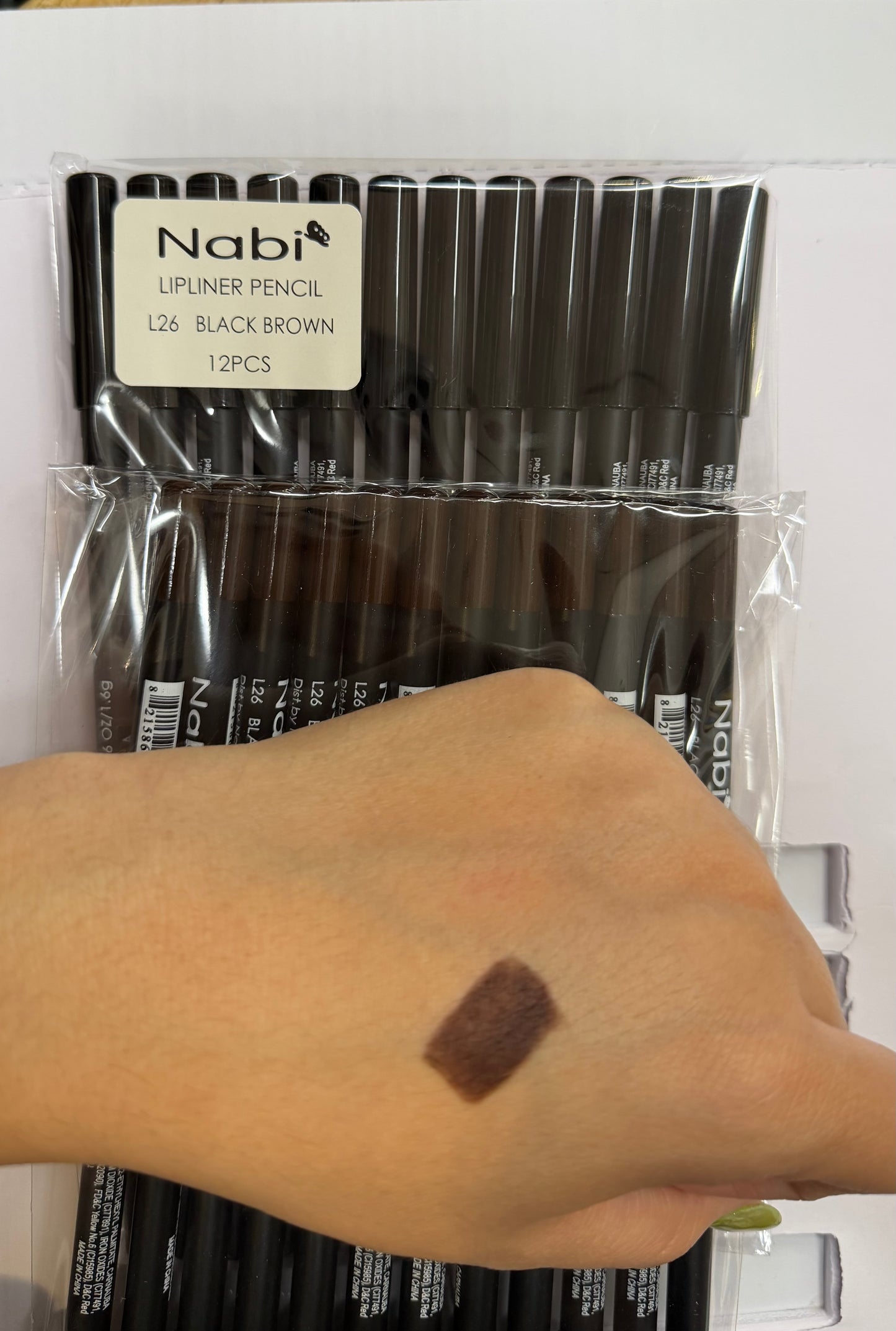 Lápiz delineador de labios NABI / Paquete de 12 unidades