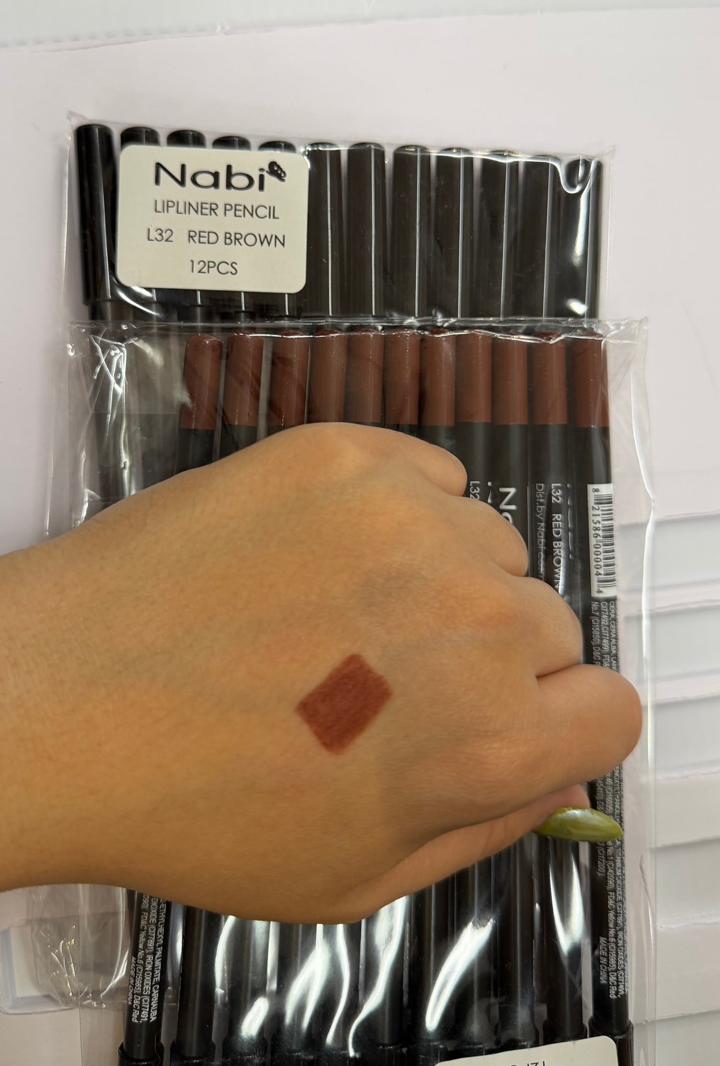 Lápiz delineador de labios NABI / Paquete de 12 unidades