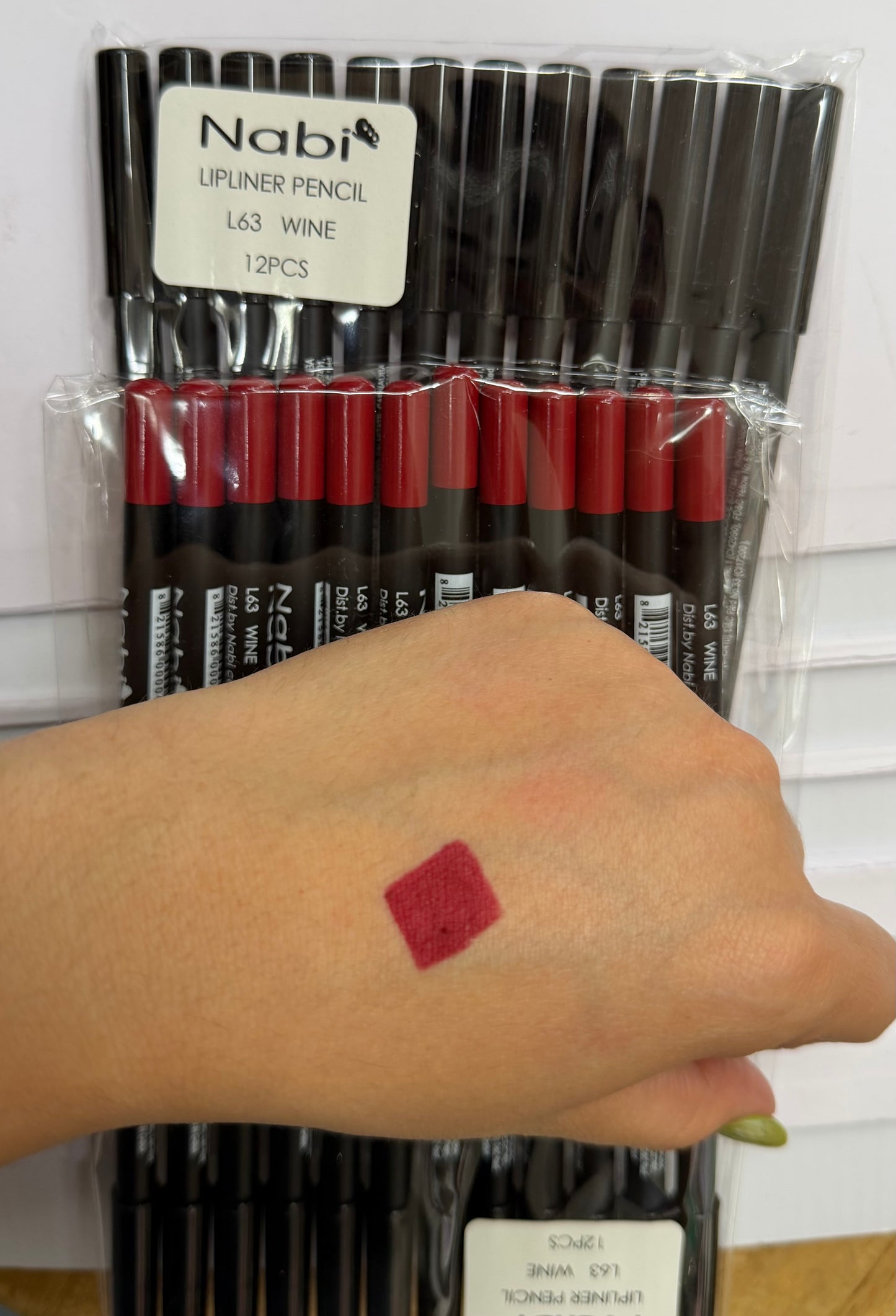 Lápiz delineador de labios NABI / Paquete de 12 unidades